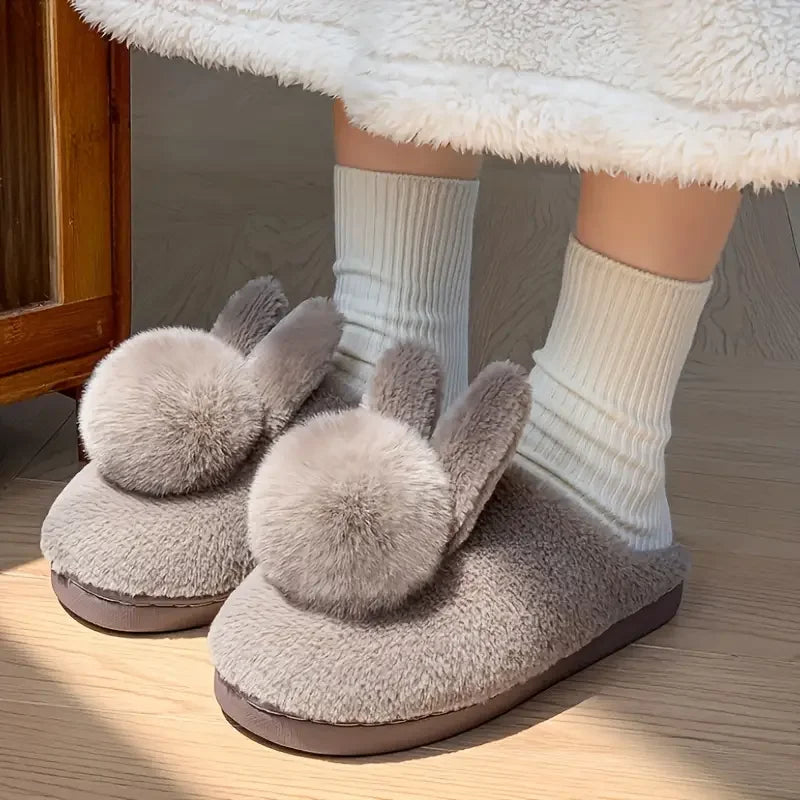 Fluffiga kanintofflor