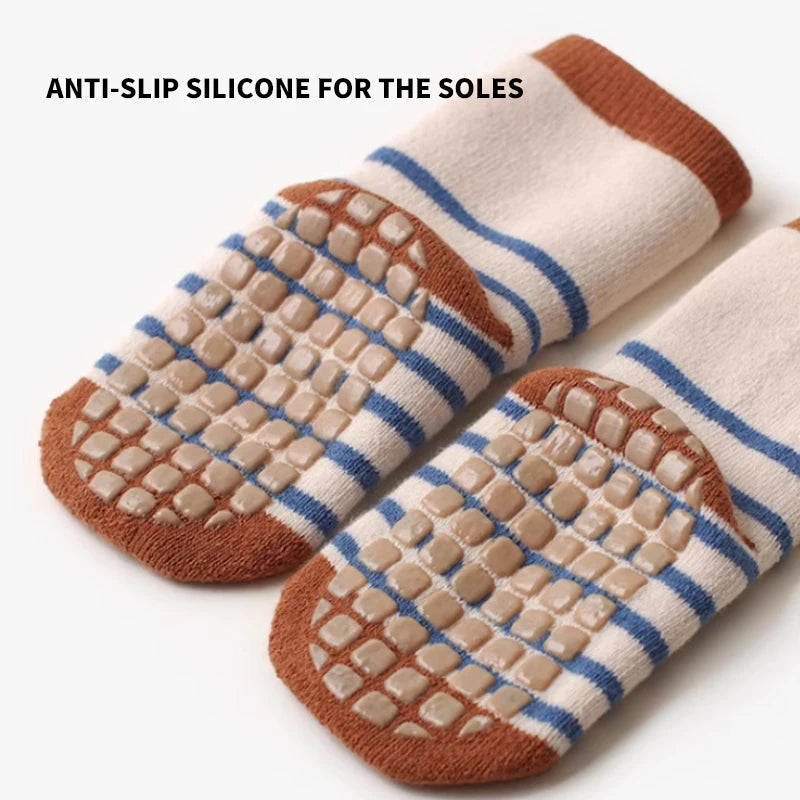 Babystrumpor med söta djur (3 pack)