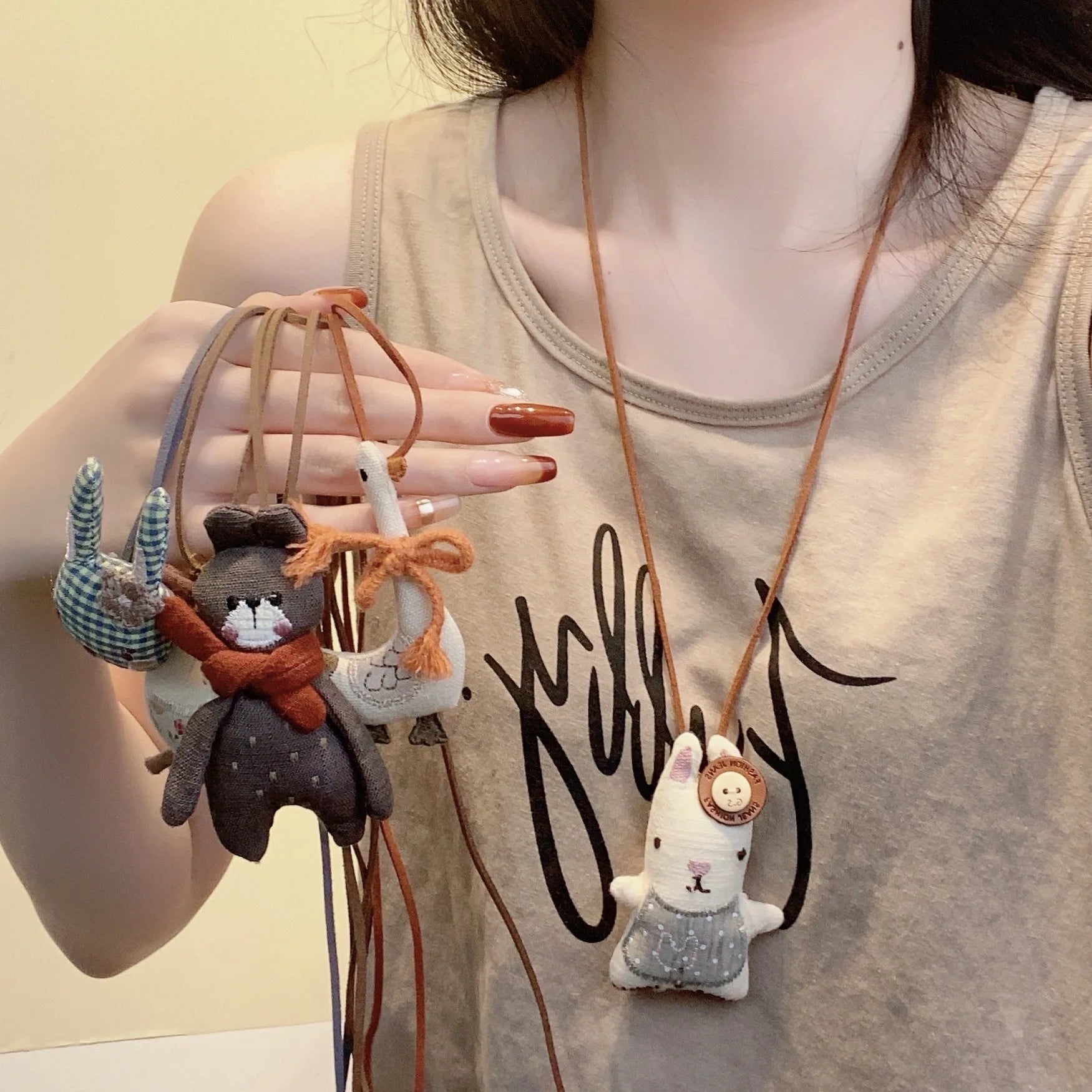 Halsband med gosedjur